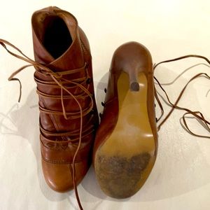 Gorgeous 3.5 inch heel Andrea shoe lace heels.